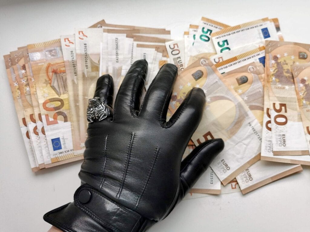 Były prezes Banku Chin skazany za korupcję