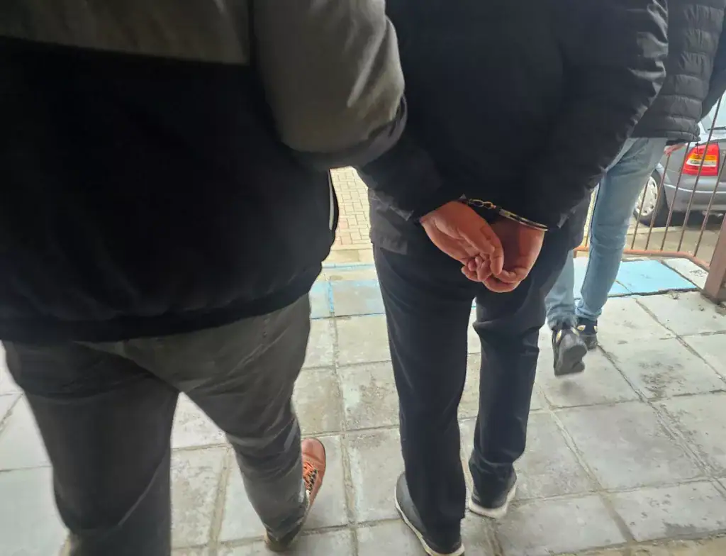 Policjanci uratowali mężczyznę z zadymionego mieszkania na osiedlu Sienkiewicza