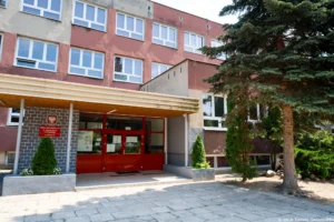 SP 43 w Białymstoku przejdzie termomodernizację. Inwestycja za ponad 11,3 mln zł